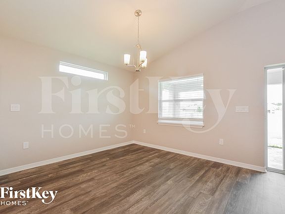 3rd image of 1031 Corso Dr