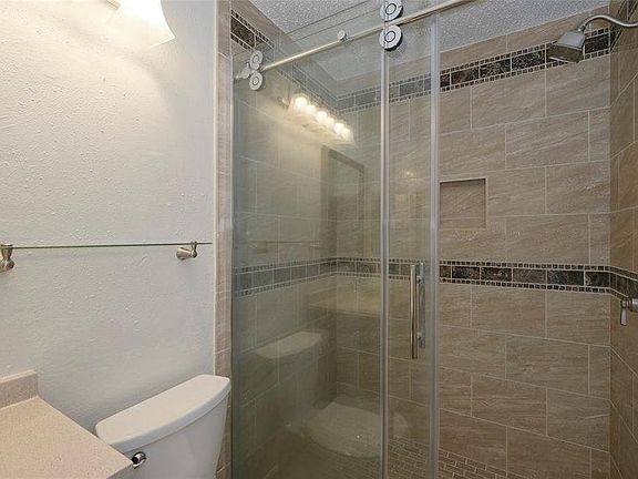 3rd image of 2910 Grants Lake Blvd