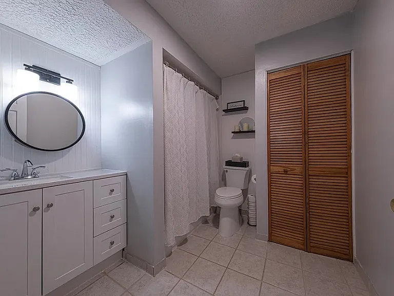 300 Gilkeson Rd #12A — Photo 2