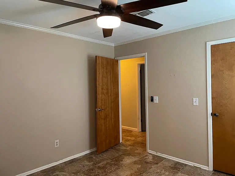 1360 Poppy Ln — Photo 19