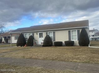 4 W Maple Ln, Berwick, PA 18603