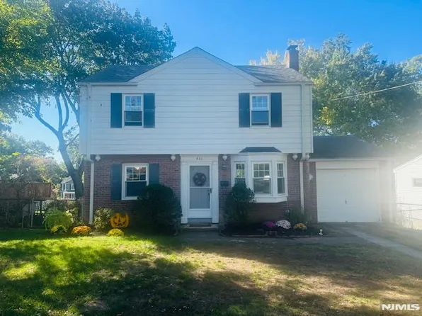 421 Lafayette Ave, River Edge, NJ 07661