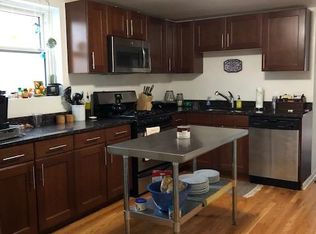1528 W Huron St #3, Chicago, IL 60642
