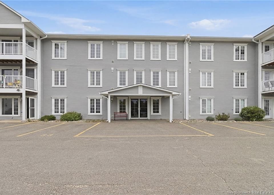 1st image of 185 Reynolds St #14
