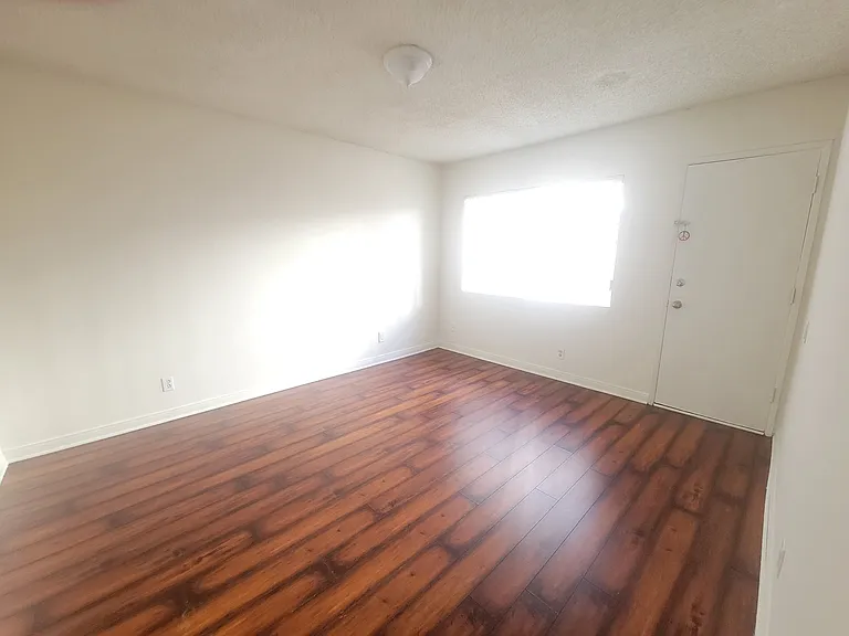 3111 S Canfield Ave #3 — Photo 16