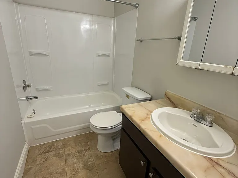 Foxfire West Apartments — Photo 17