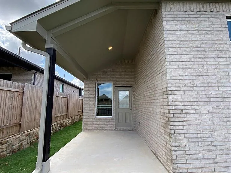 481 Leadtree Loop — Photo 22
