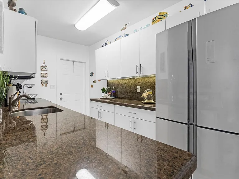 2600 S Ocean Dr #308 — Photo 13