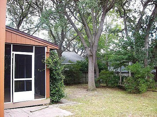 636 Fir Ave — Photo 8