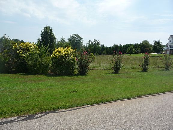 3rd image of Land Lot 1.2 Acres