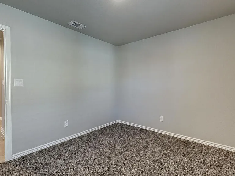 1278 Carnaby — Photo 5