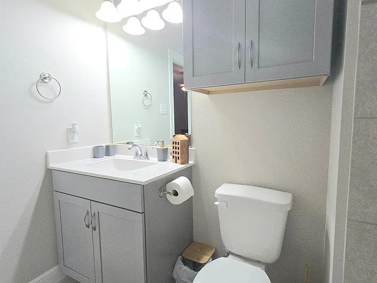 5715 Caper Shores Ln — Photo 19