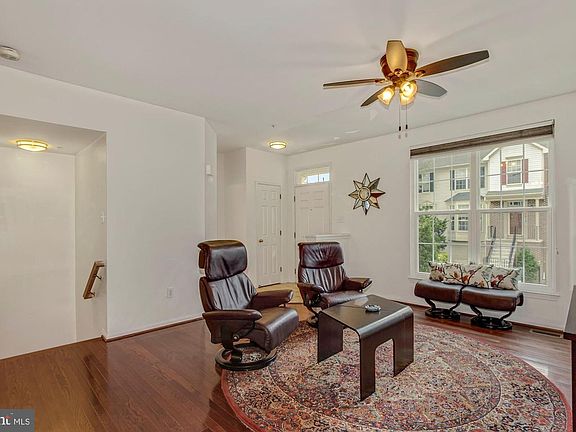 3rd image of 20810 Ireland Ct #402