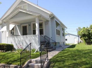 1214 Trimberger Ct, Sheboygan, WI 53081