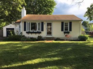 366 Chapmans Ave, Warwick, RI 02886