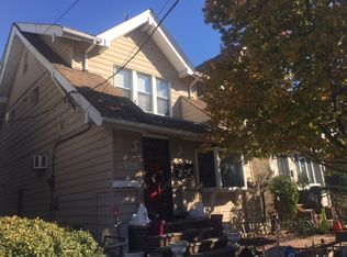 9417 95th St, Ozone Park, NY 11416