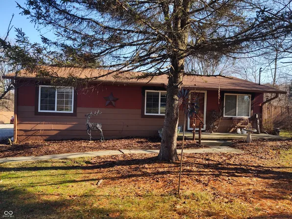 8041 S Peoga Rd, Trafalgar, IN 46181