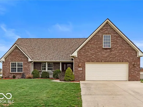 3657 Cedar Creek Ln, New Palestine, IN 46163