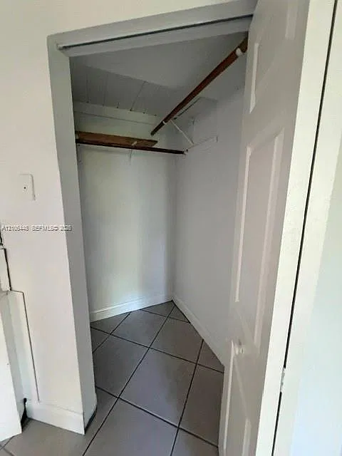 15 Antilla Ave — Photo 4