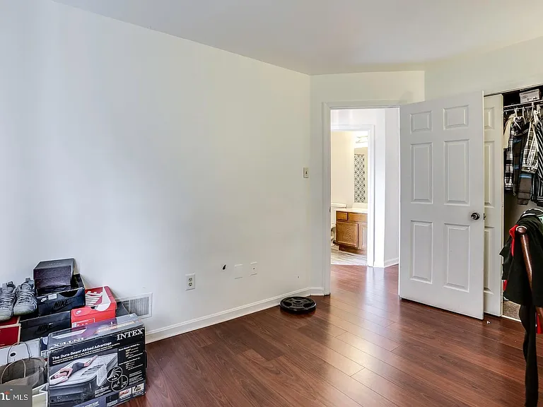 6212 Briar Ct — Photo 13