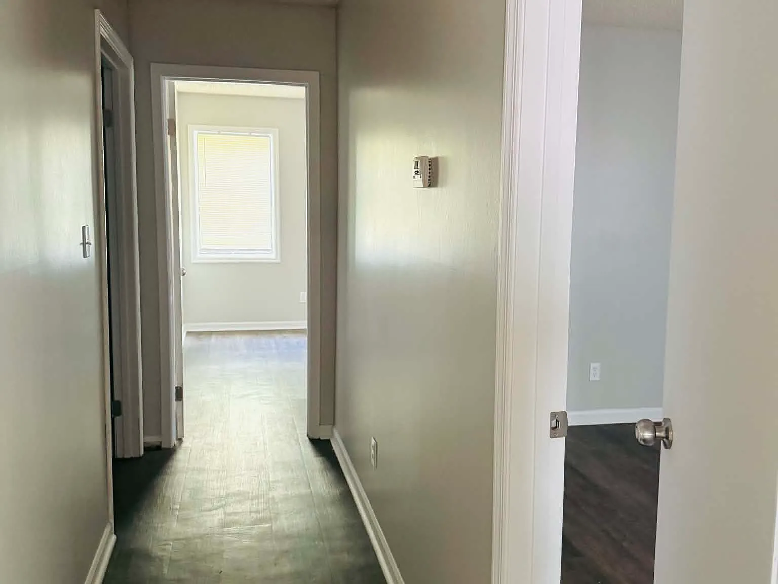 2114 Caswell St — Photo 3