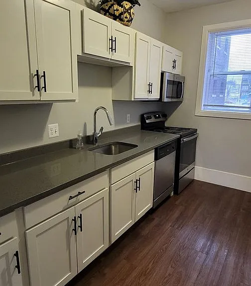 675 W Willis St — Photo 5