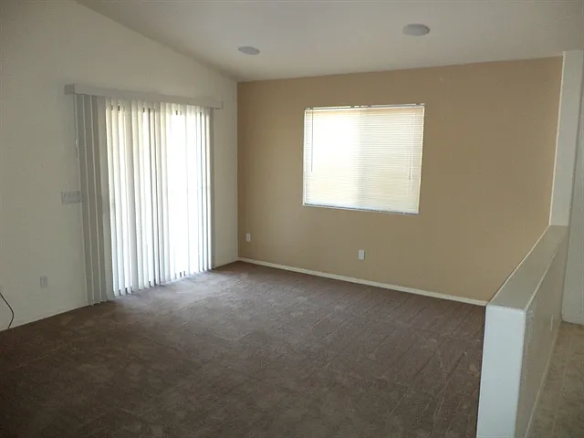 23976 W Grove St — Photo 4
