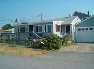 12 Ripley St, Somerset, MA 02725