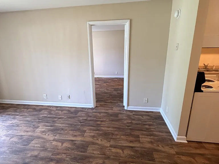 1418 E Main St #D33 — Photo 4