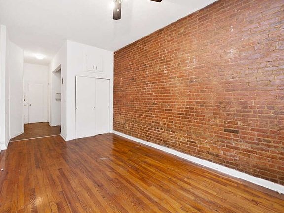 3rd image of 328 E 94th St APT B