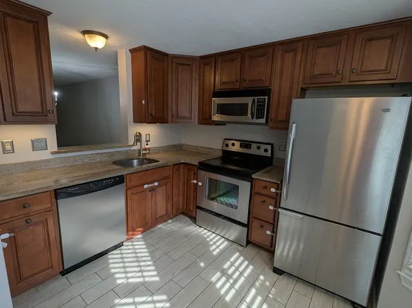 19 Country Village Way, Millis, MA 02054
