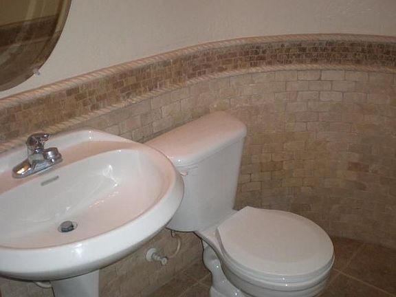 5th image of 4891 S Hudson Pl