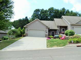 6 Eagle Dr, Endwell, NY 13760