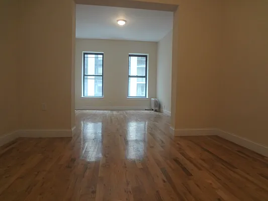 Rented by Douglas Elliman | media 16