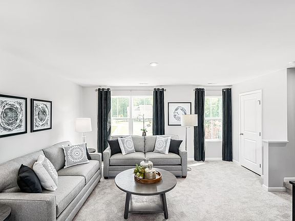 4th image of 102 Ranwell B Rd