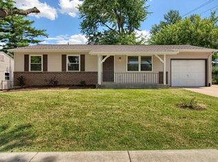 3429 Ipswich Ln, Saint Charles, MO 63301