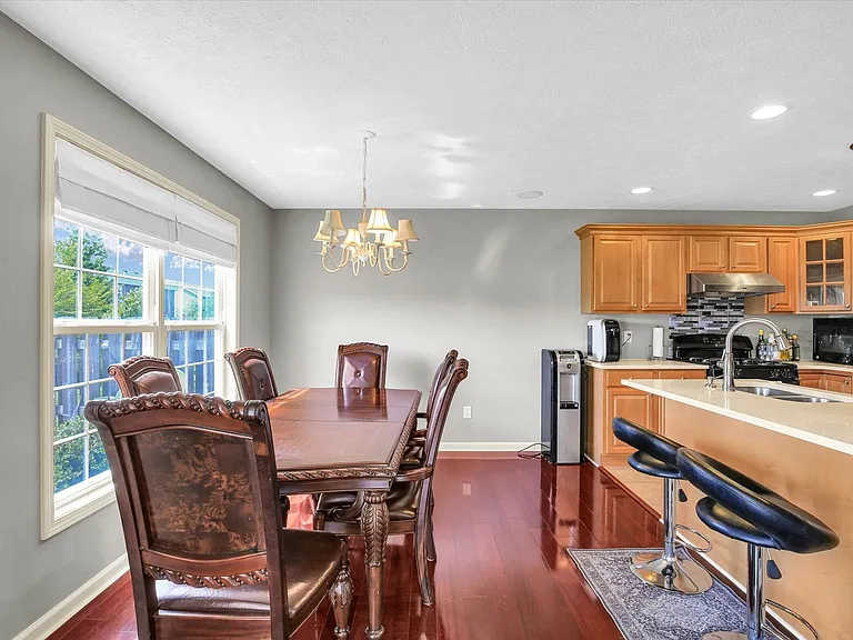 2321 Blanche Ln — Photo 10