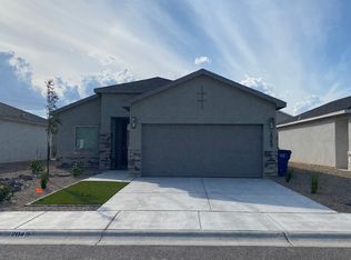 2049 Meteor Dr, Las Cruces, NM 88012
