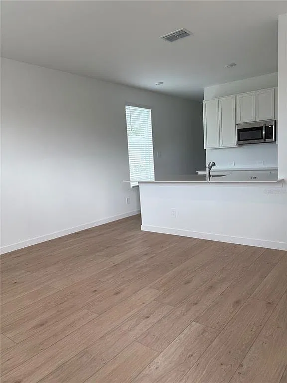1 bed, 1.0 bath, 1200 sqft, $1,200 — Photo 4