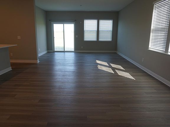 living room/family room