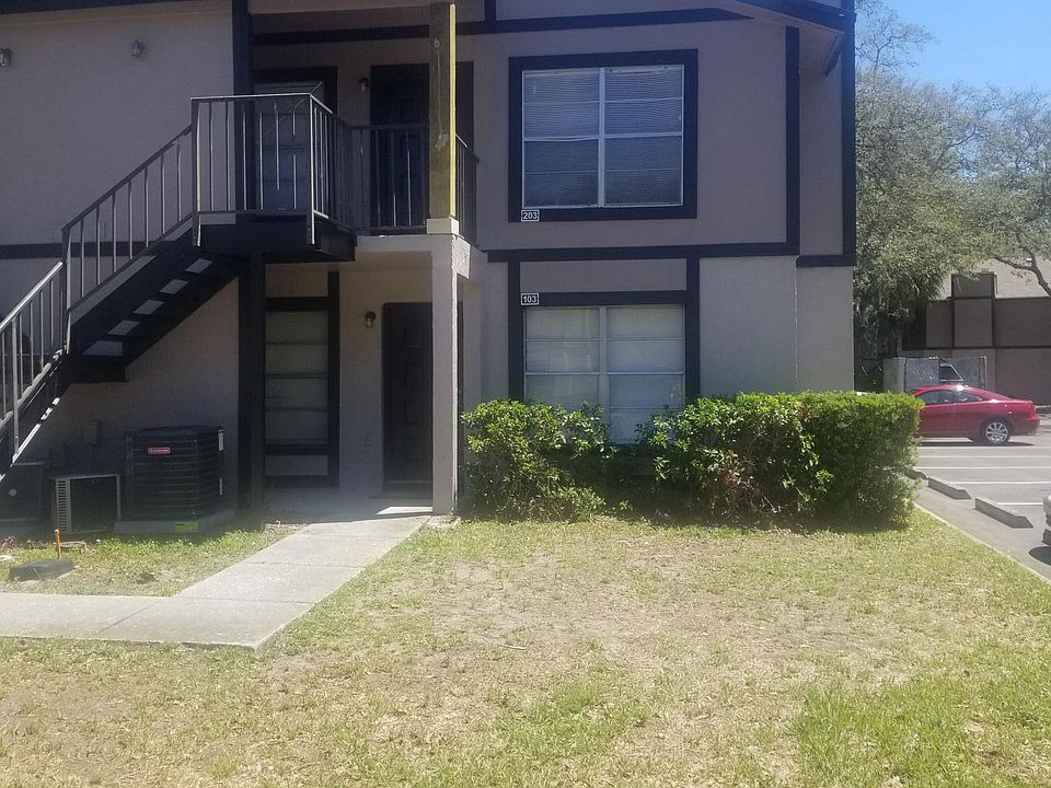 Exterior Top Right