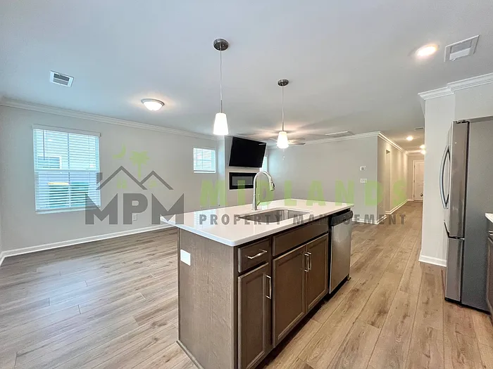333 Canary Grass Ct — Photo 9