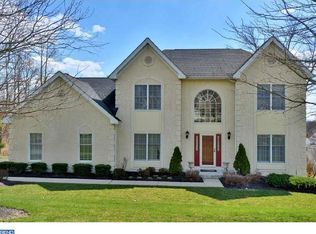 878 Williamsburg Blvd, Downingtown, PA 19335