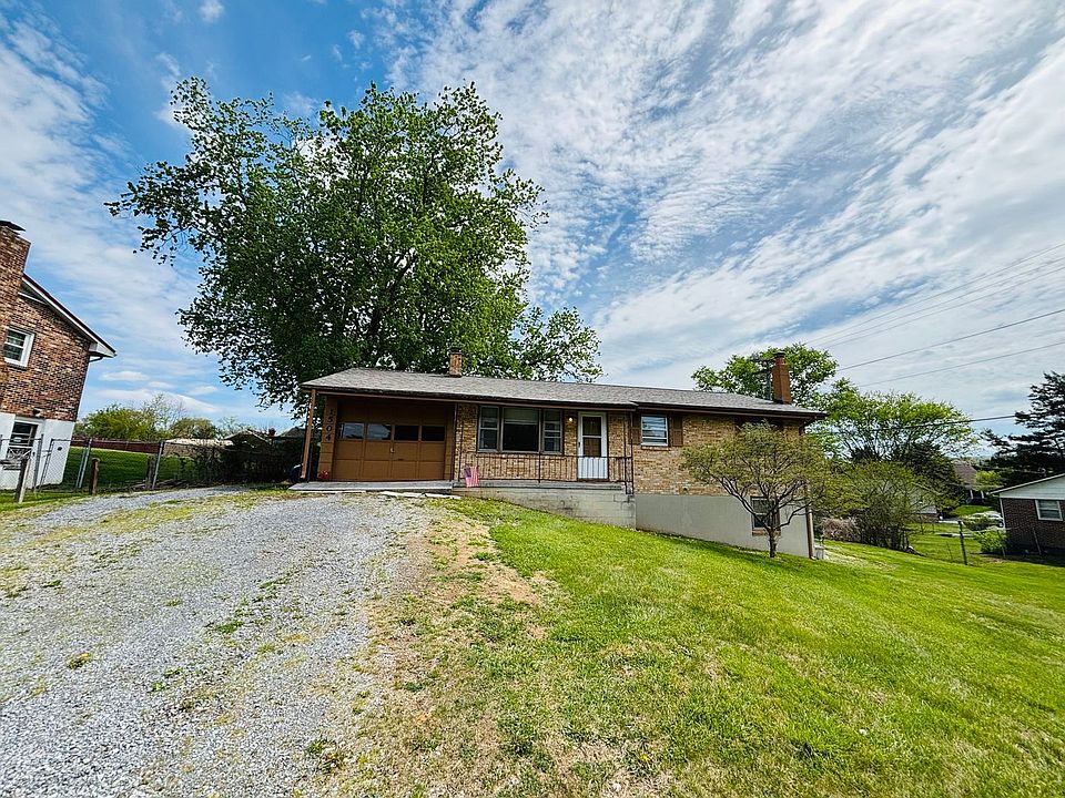 1st image of 1504 Thomas Ln