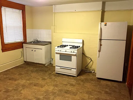 Rented by M & J Tenaglia Realty Corp | media 10