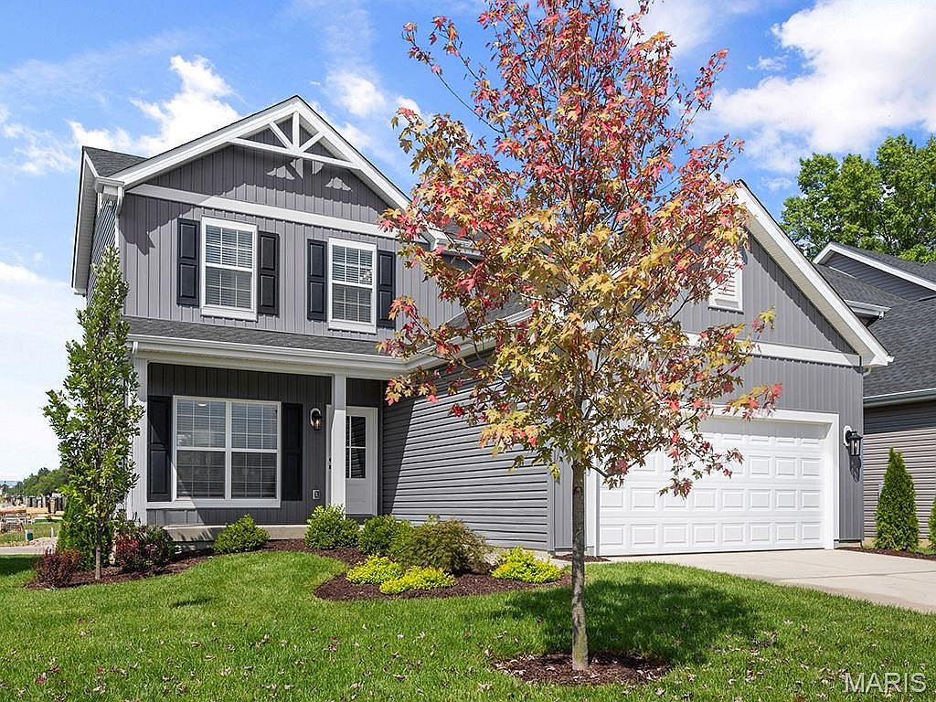 1016 Red Fox Dr