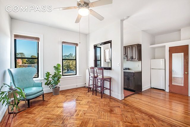 2nd image of 47 Reeve Pl APT 16