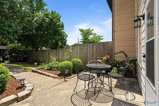 1712 Ward Ave NE #1 — Photo 6