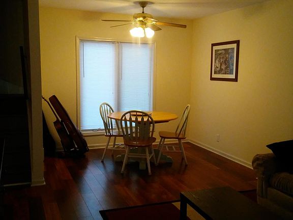 2nd image of 34W625 Elm Ct
