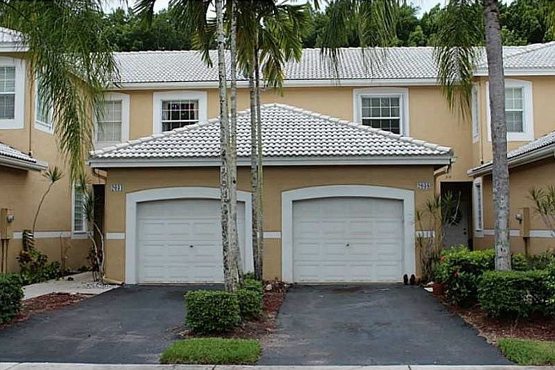 1st image of 2038 Madeira Dr #2038
